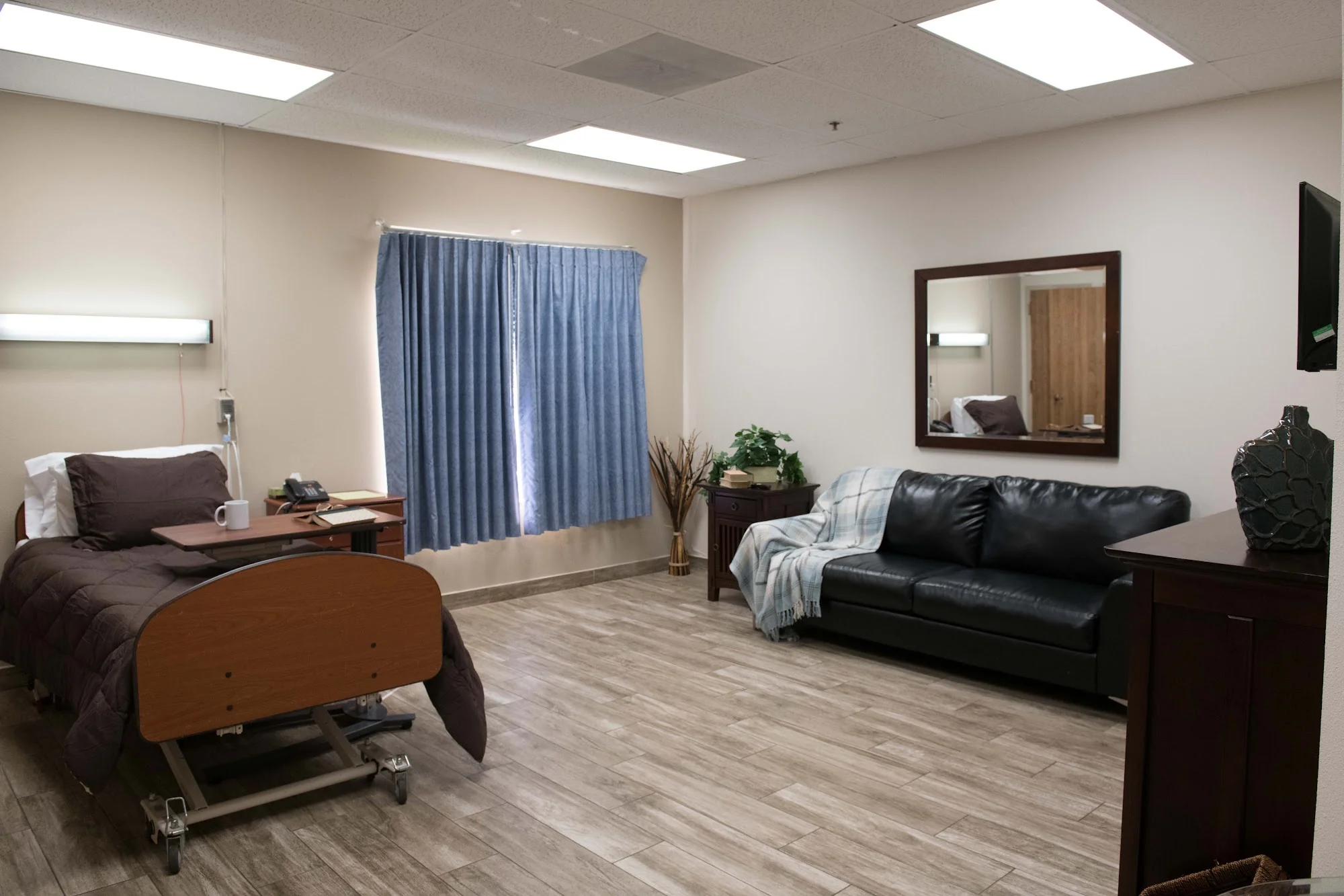 OAK VIEW HEALTH AND REHABILITATION CENTER