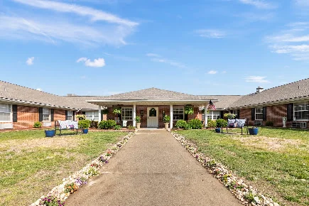 OAKMONT MANOR