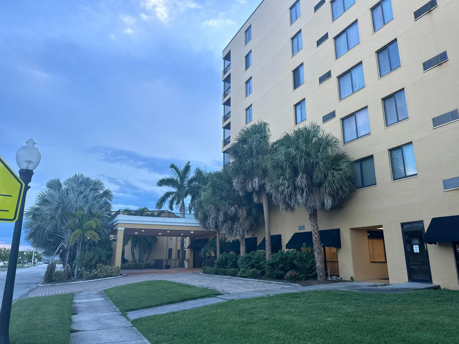 PALMS AT SEBRING NURSING AND REHABILITATION THE