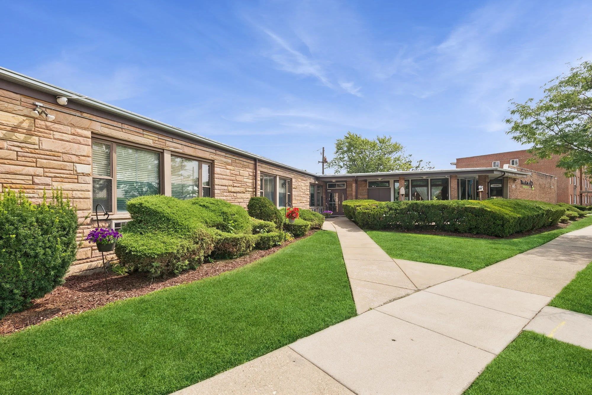 PARK RIDGE HEALTHCARE CENTER