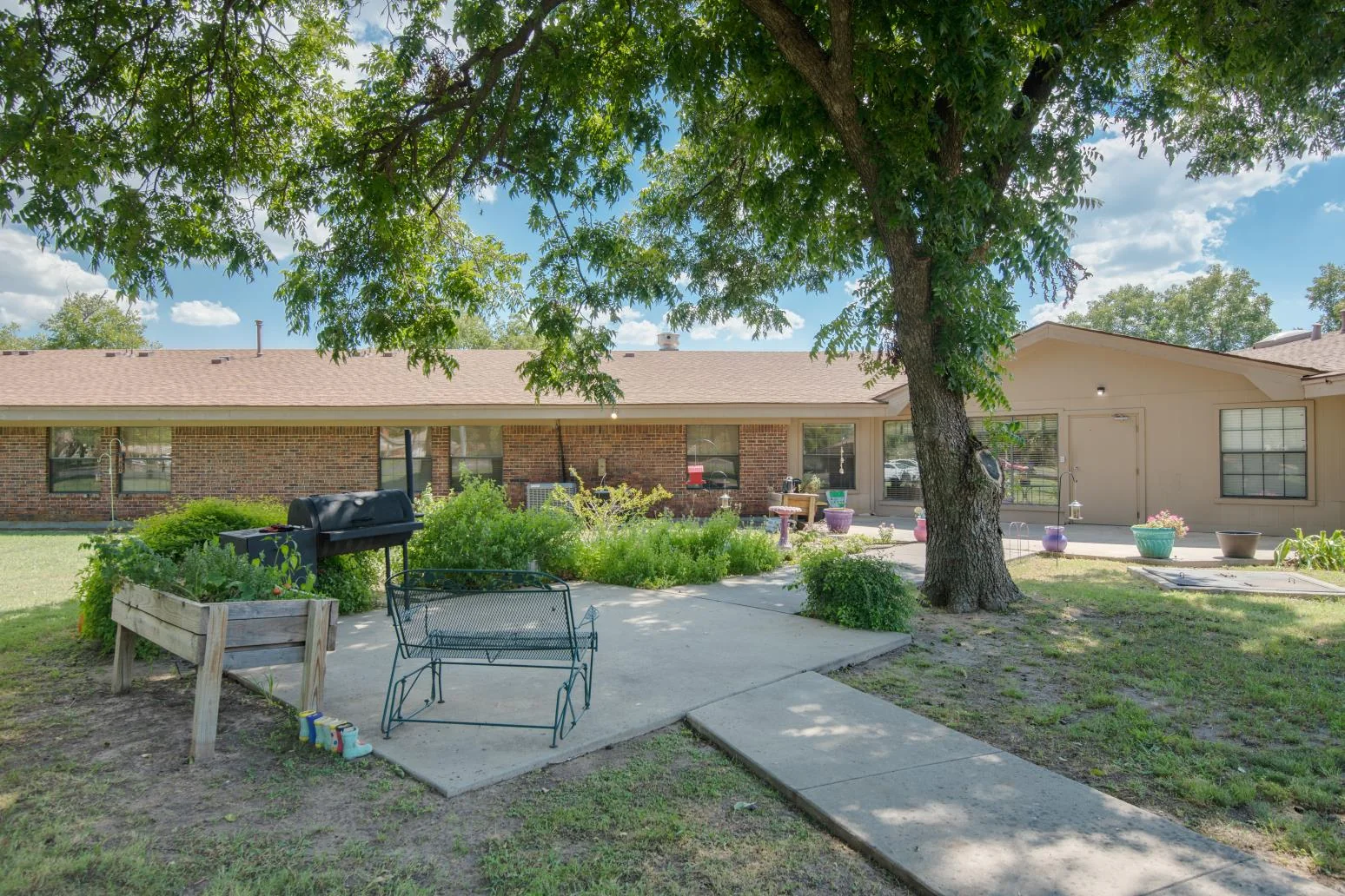 PECAN TREE REHAB AND HEALTHCARE CENTER