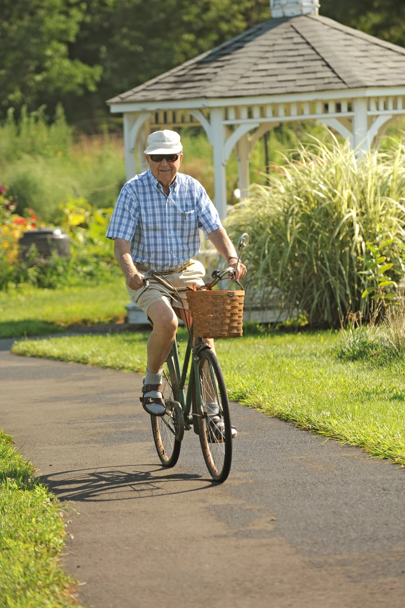 PENNSWOOD VILLAGE
