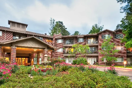 PINECREST RETIREMENT COMMUNITY
