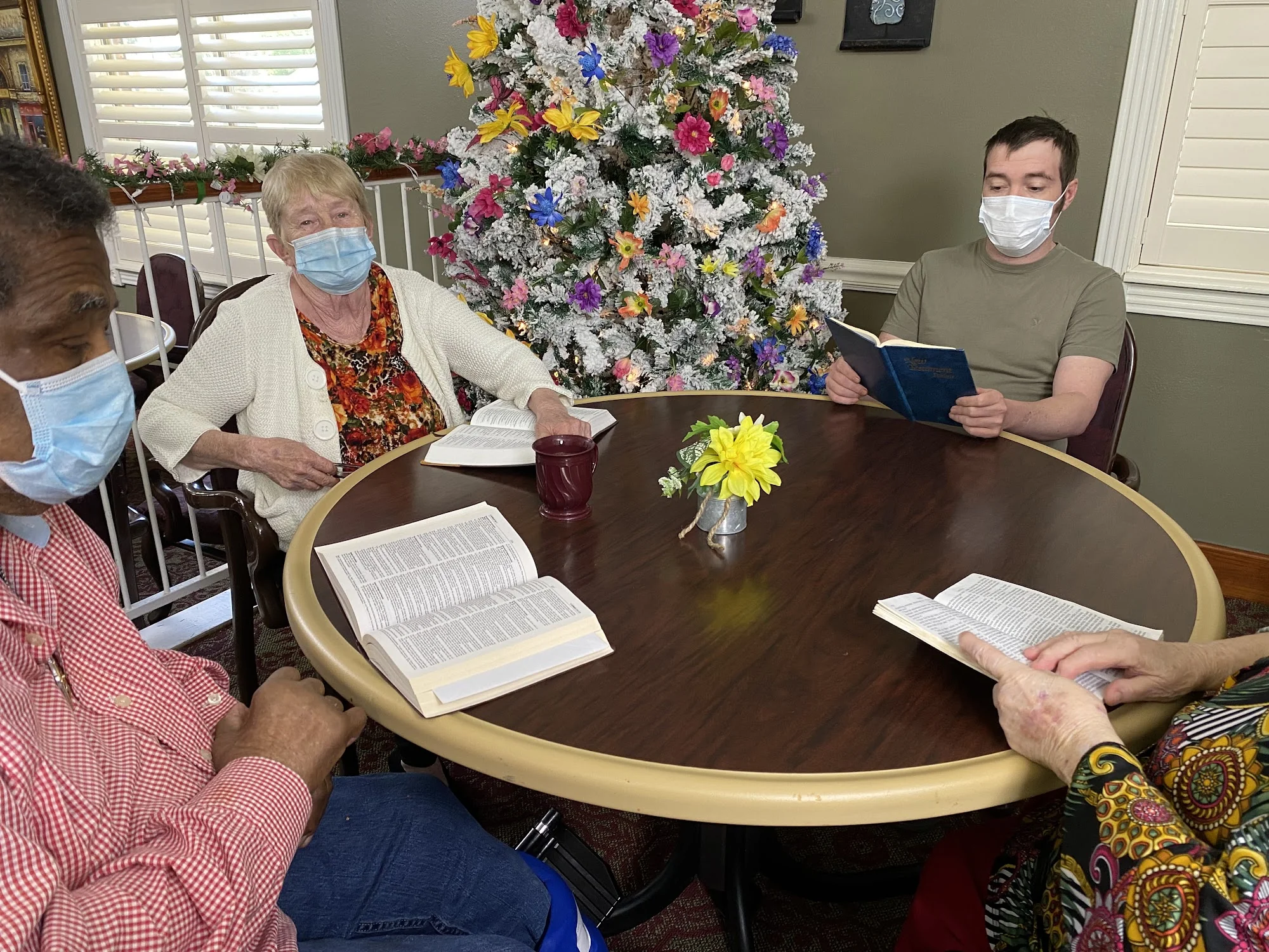 PLANTATION OAKS NURSING & REHABILITATION CENTER