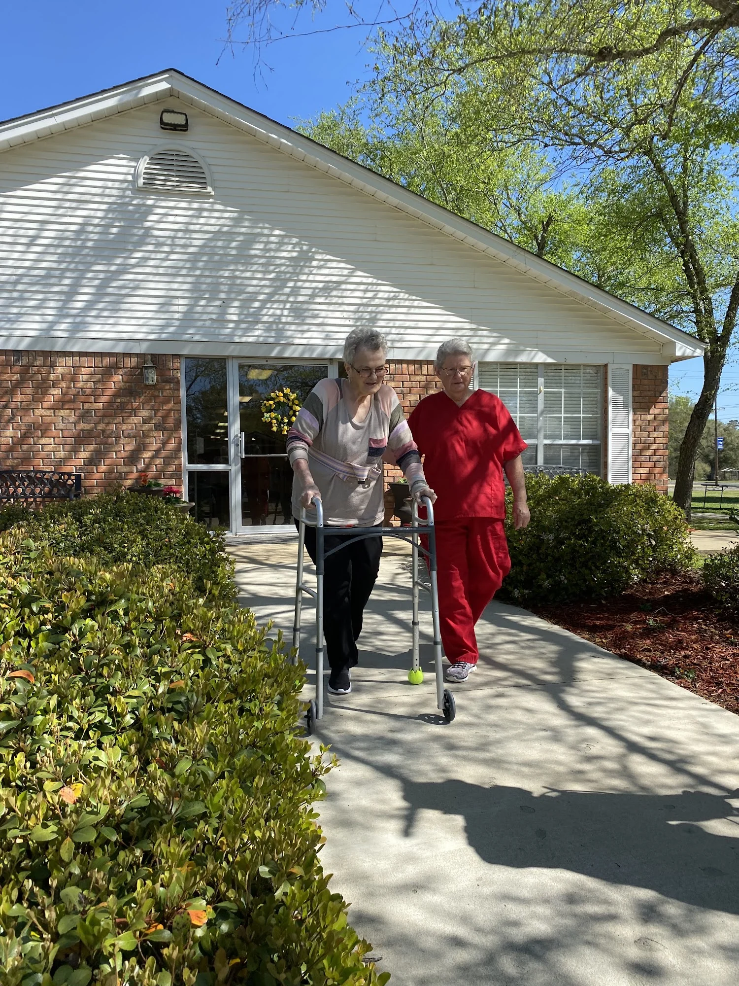 PLANTATION OAKS NURSING & REHABILITATION CENTER