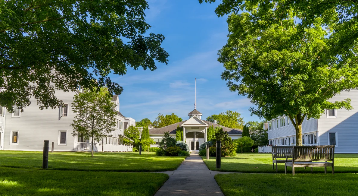 POMPERAUG WOODS HEALTH CENTER