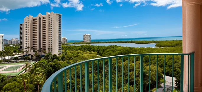 PREMIER PLACE AT THE GLENVIEW