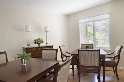 QUADRANGLE