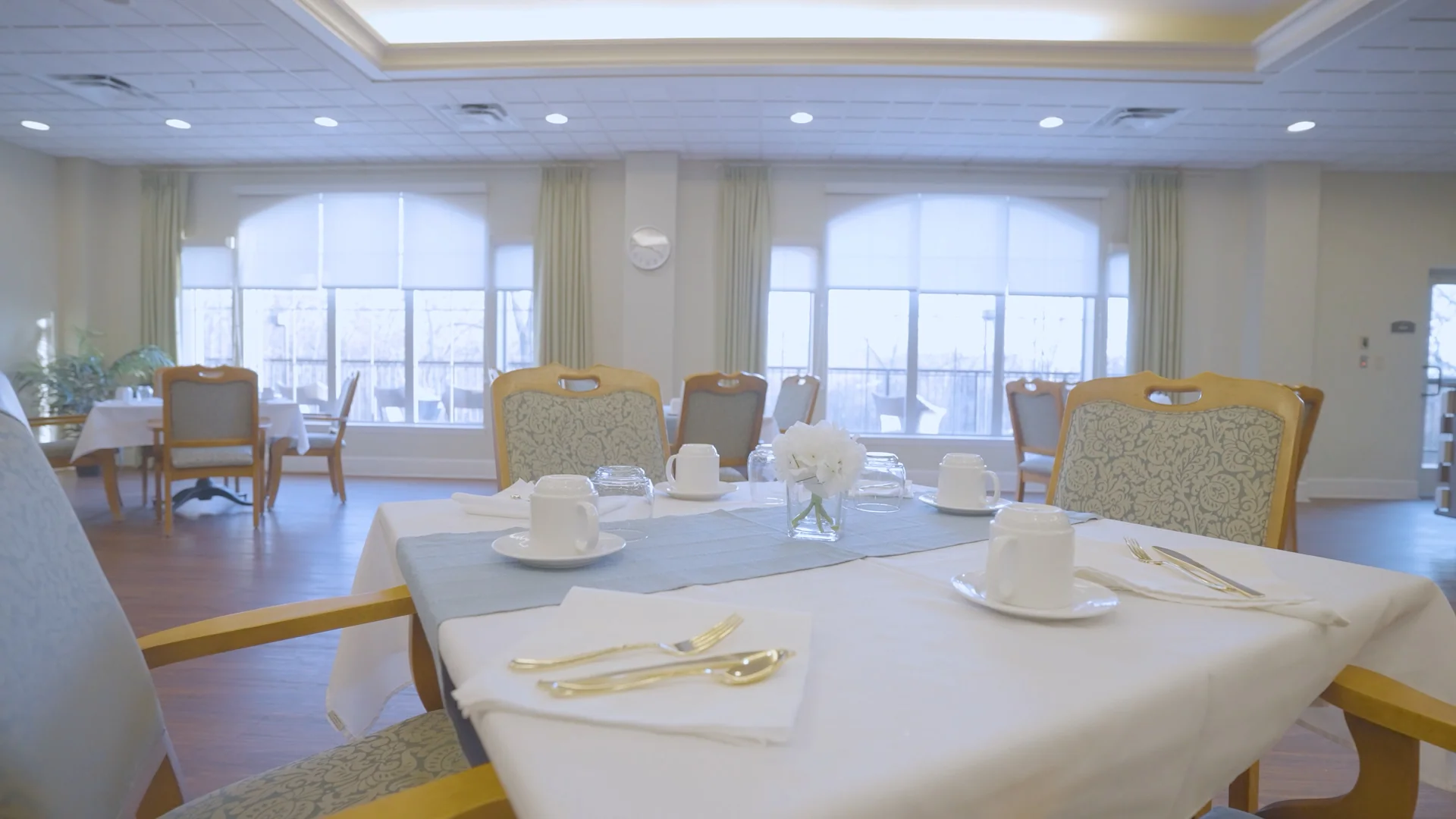 QUARTERS AT DES PERES, THE