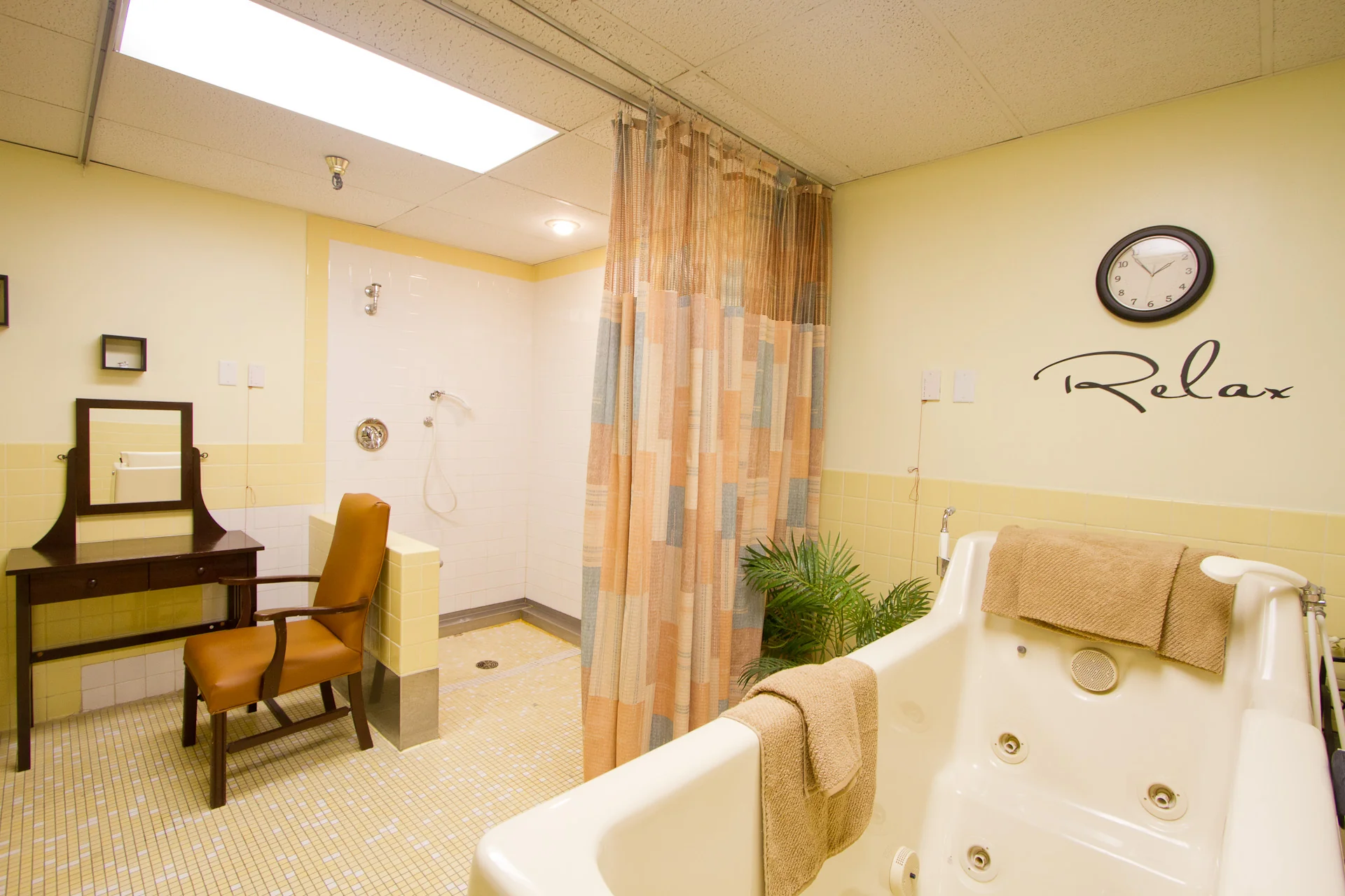 QUINCY HEALTHCARE & SR LIVING