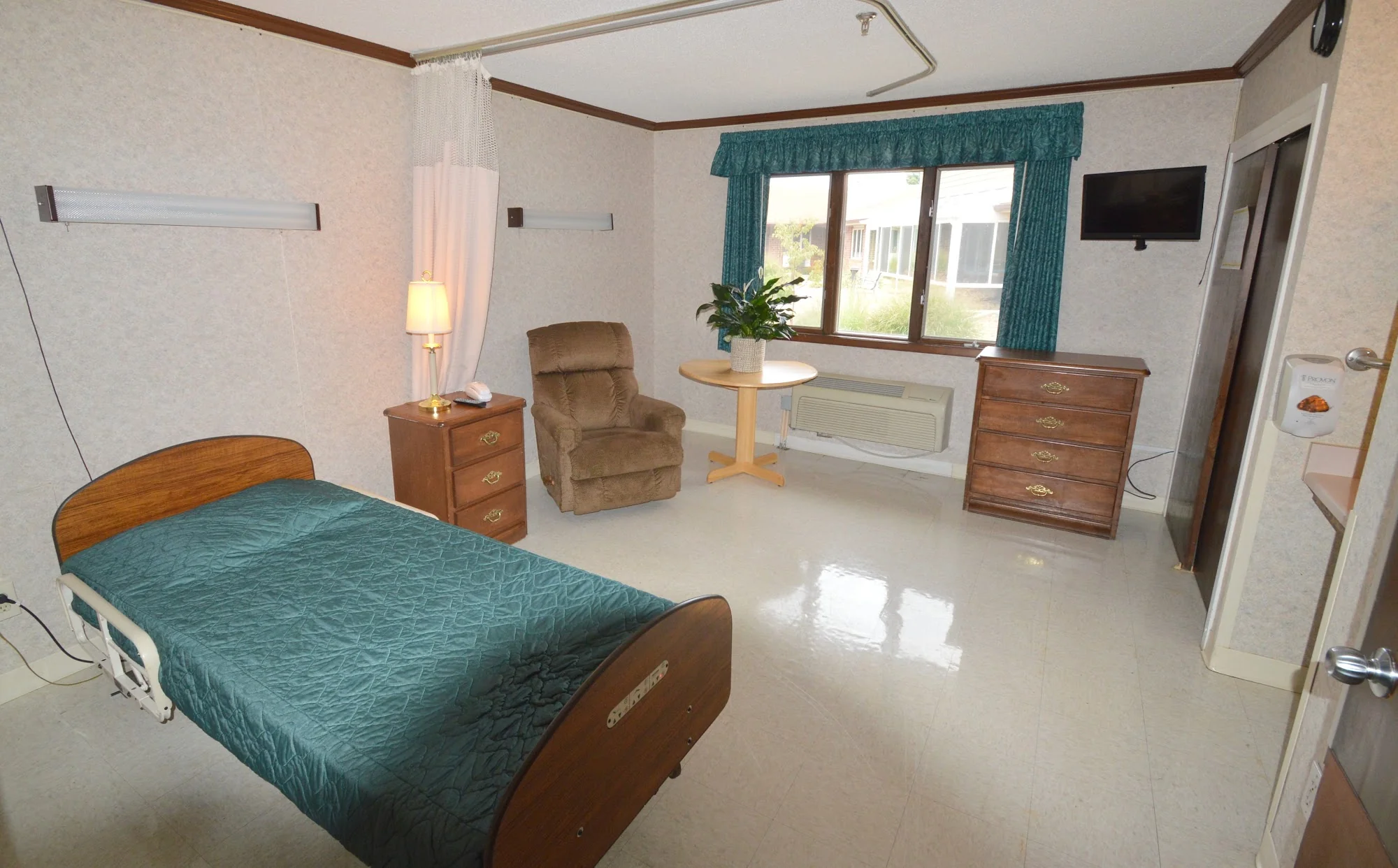 RAVENWOOD SPECIALTY CARE