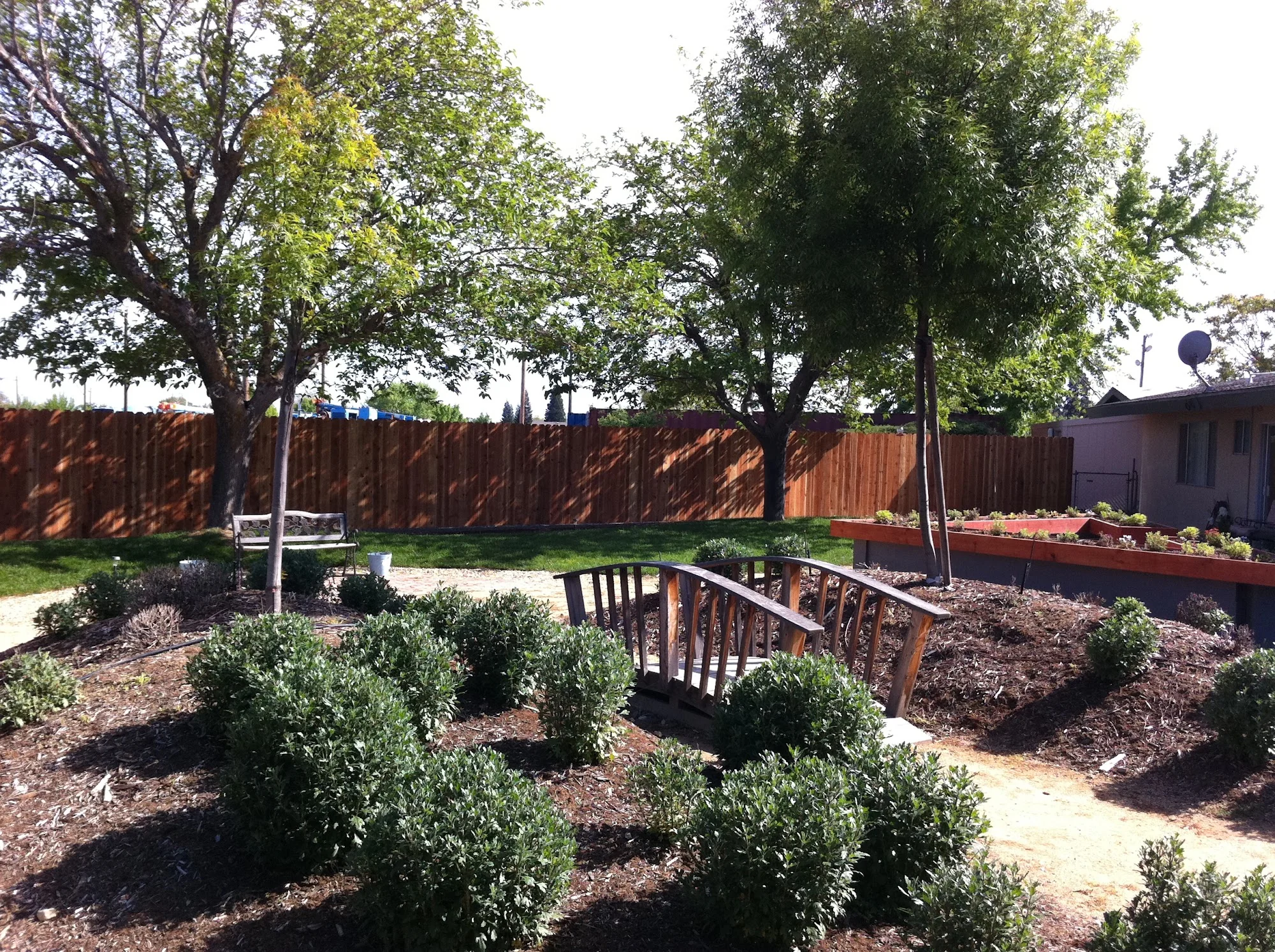 RED BLUFF HEALTH CARE CENTER