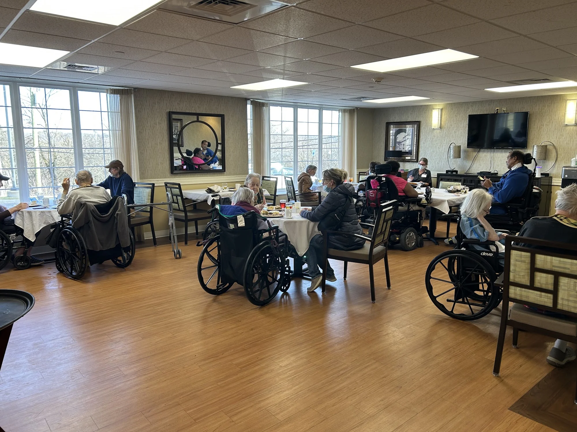 REGENCY AT BLUFFS PARK