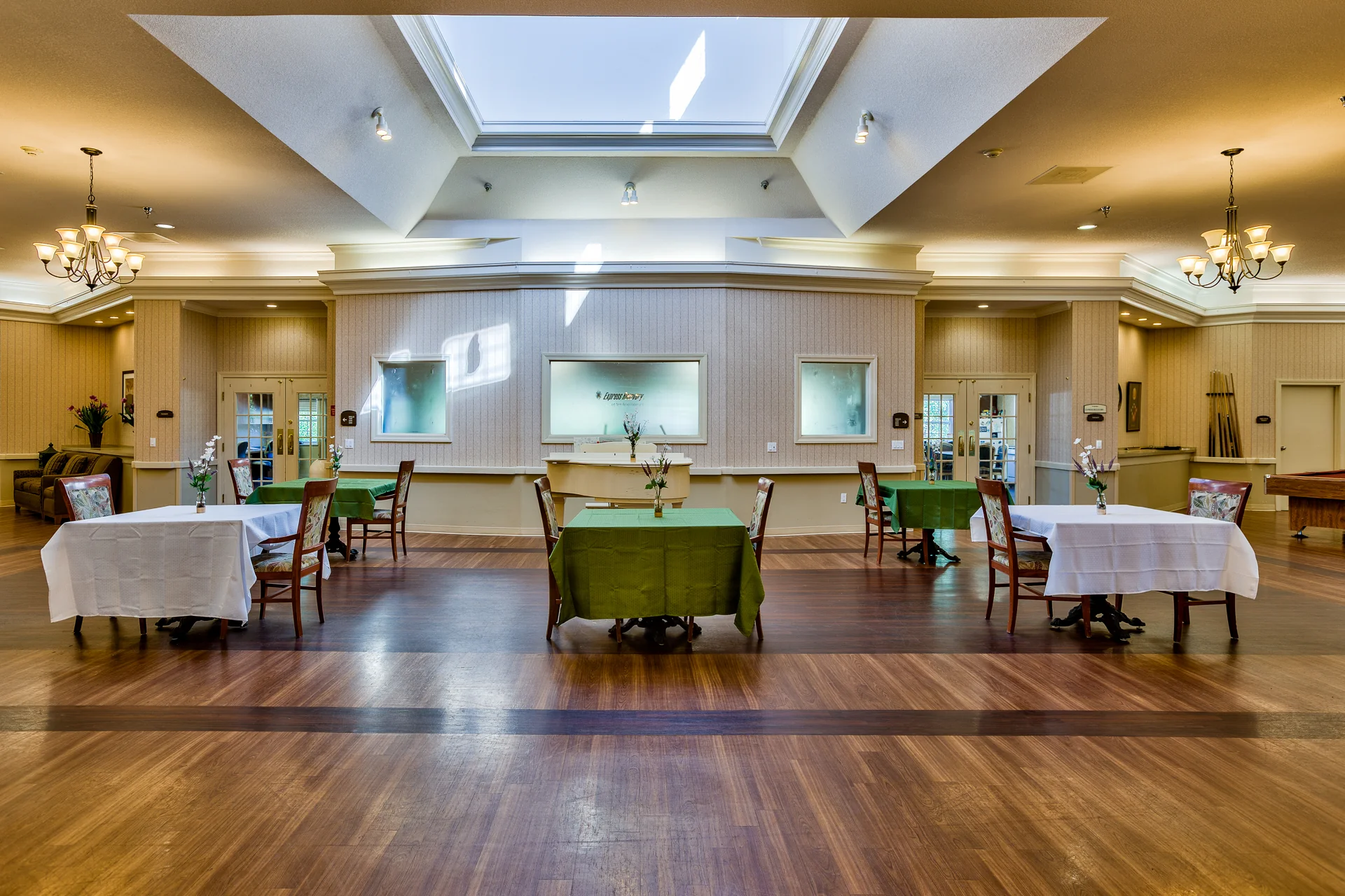 REHABILITATION CENTER OF INDEPENDENCE, THE