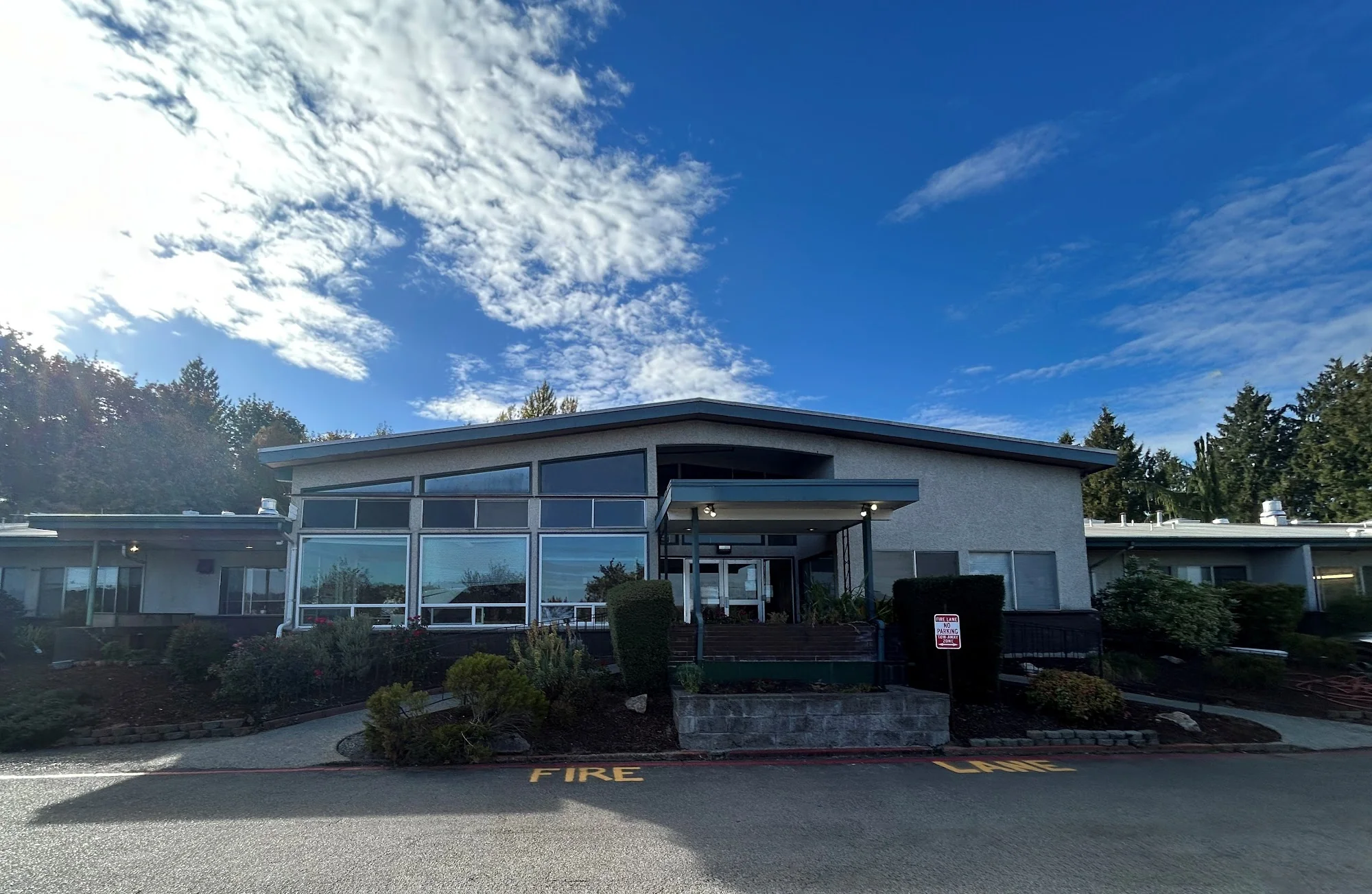 RENTON HEALTH & REHABILITATION