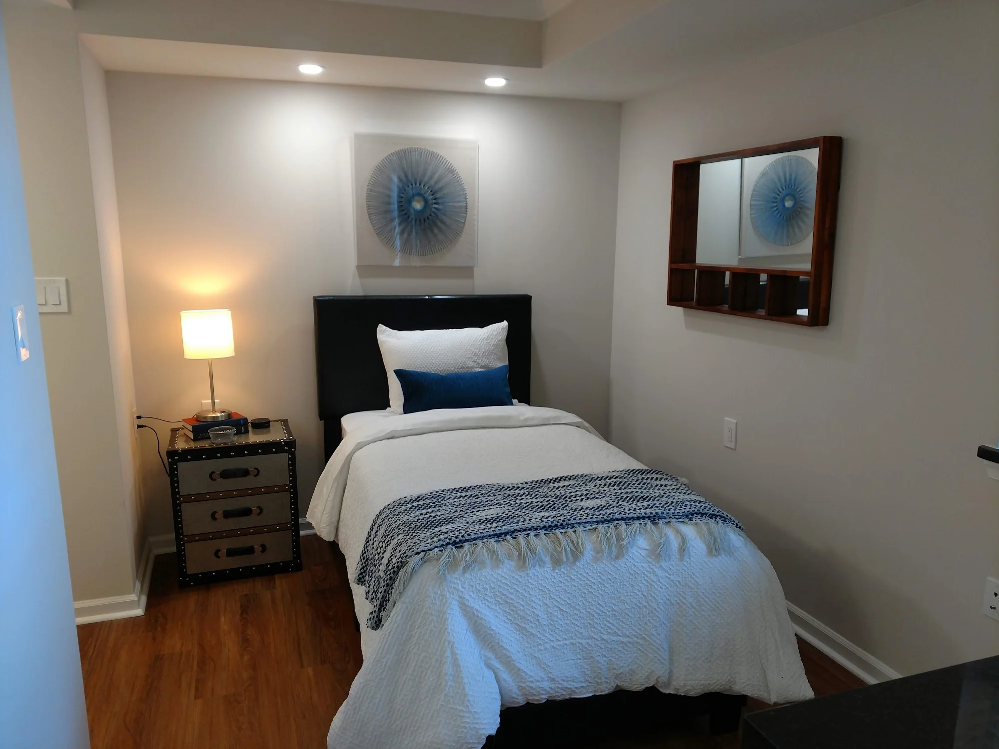 RESIDENCES AT VANTAGE POINT