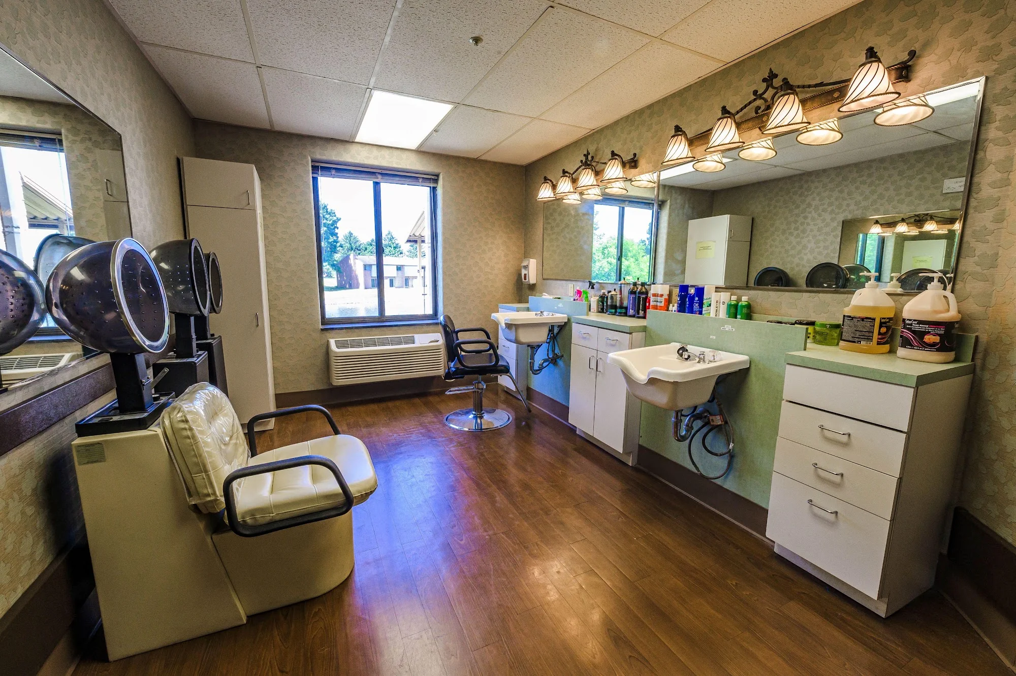 RIVER'S BEND HEALTH & REHAB CENTER