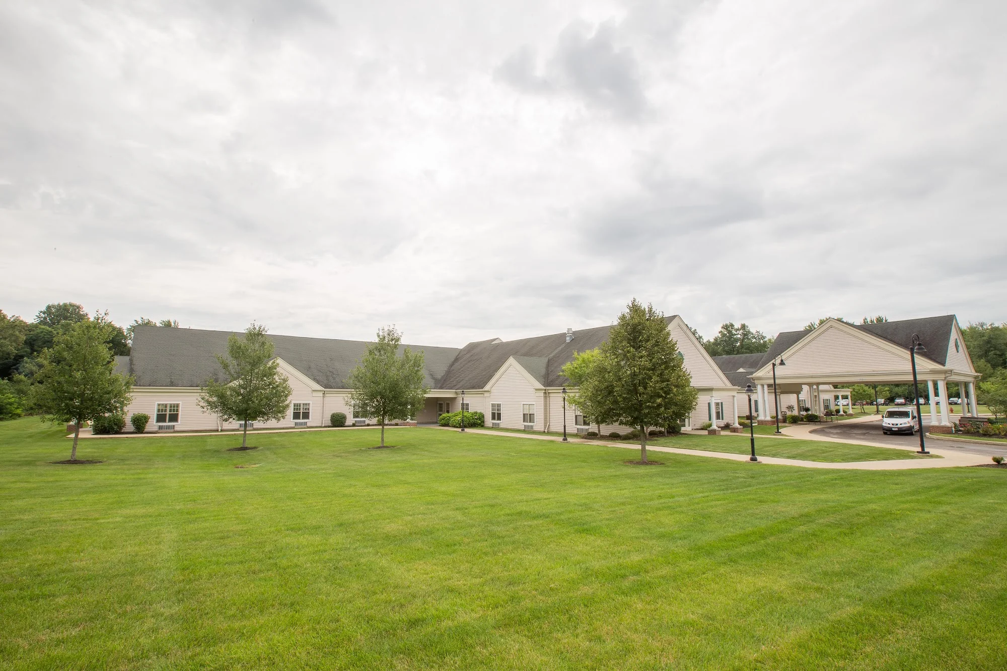 RIVERVIEW POINTE CARE CENTER