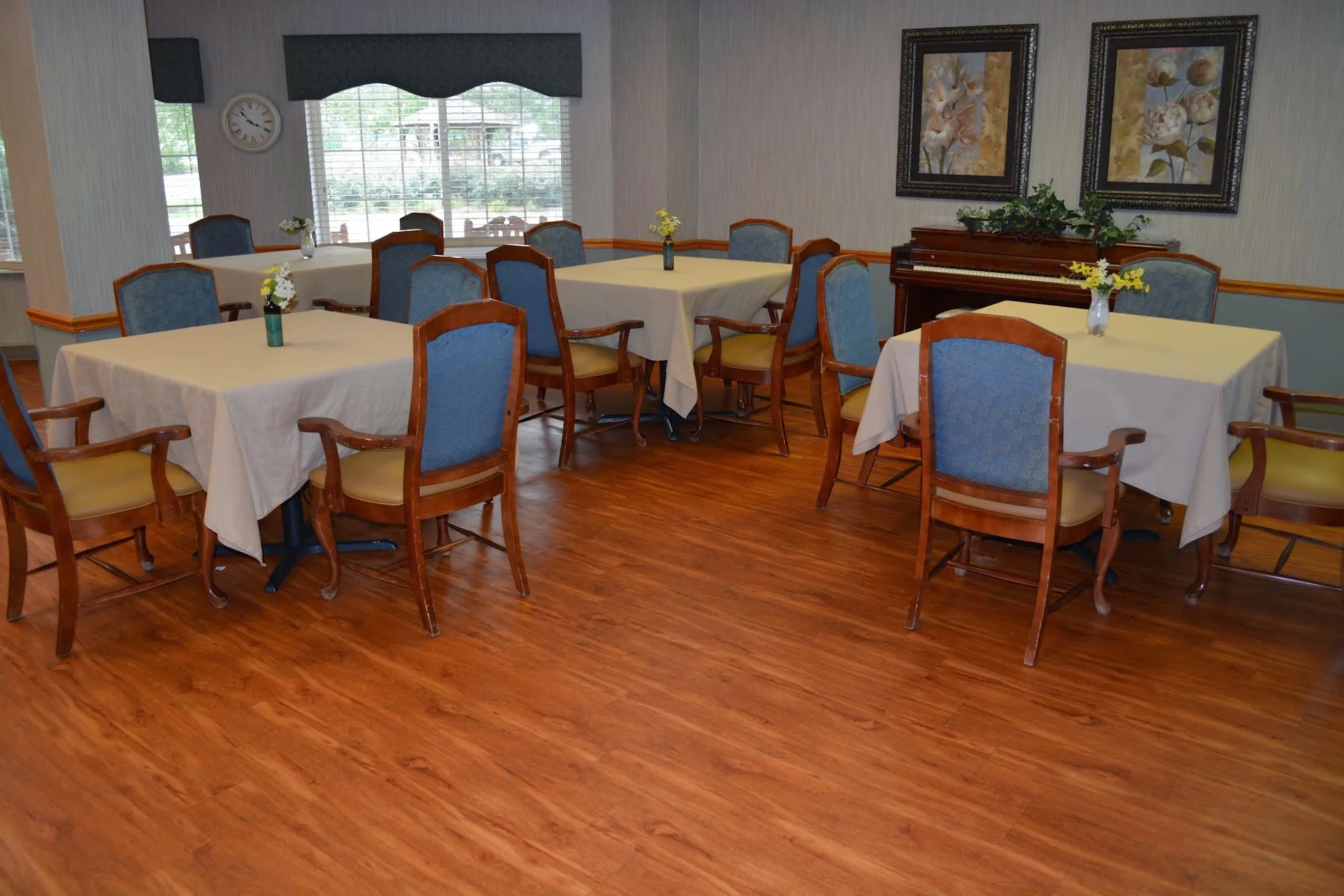 RIVERVIEW VILLAGE