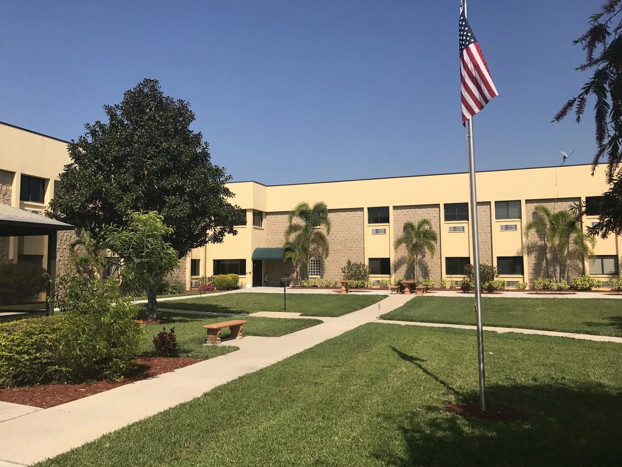 RIVIERA PALMS REHABILITATION CENTER