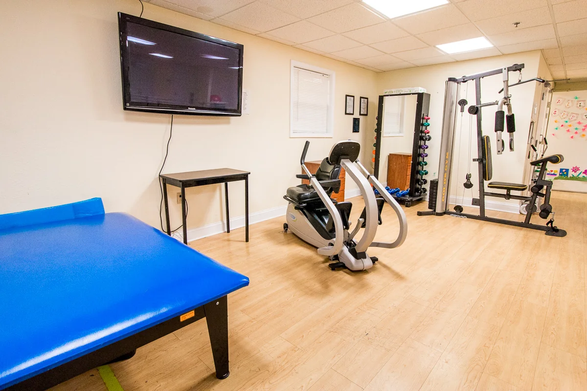 ROCKCASTLE HEALTH & REHABILITATION CENTER