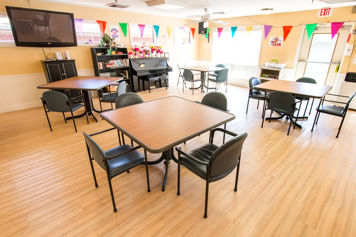 ROCKCASTLE HEALTH & REHABILITATION CENTER