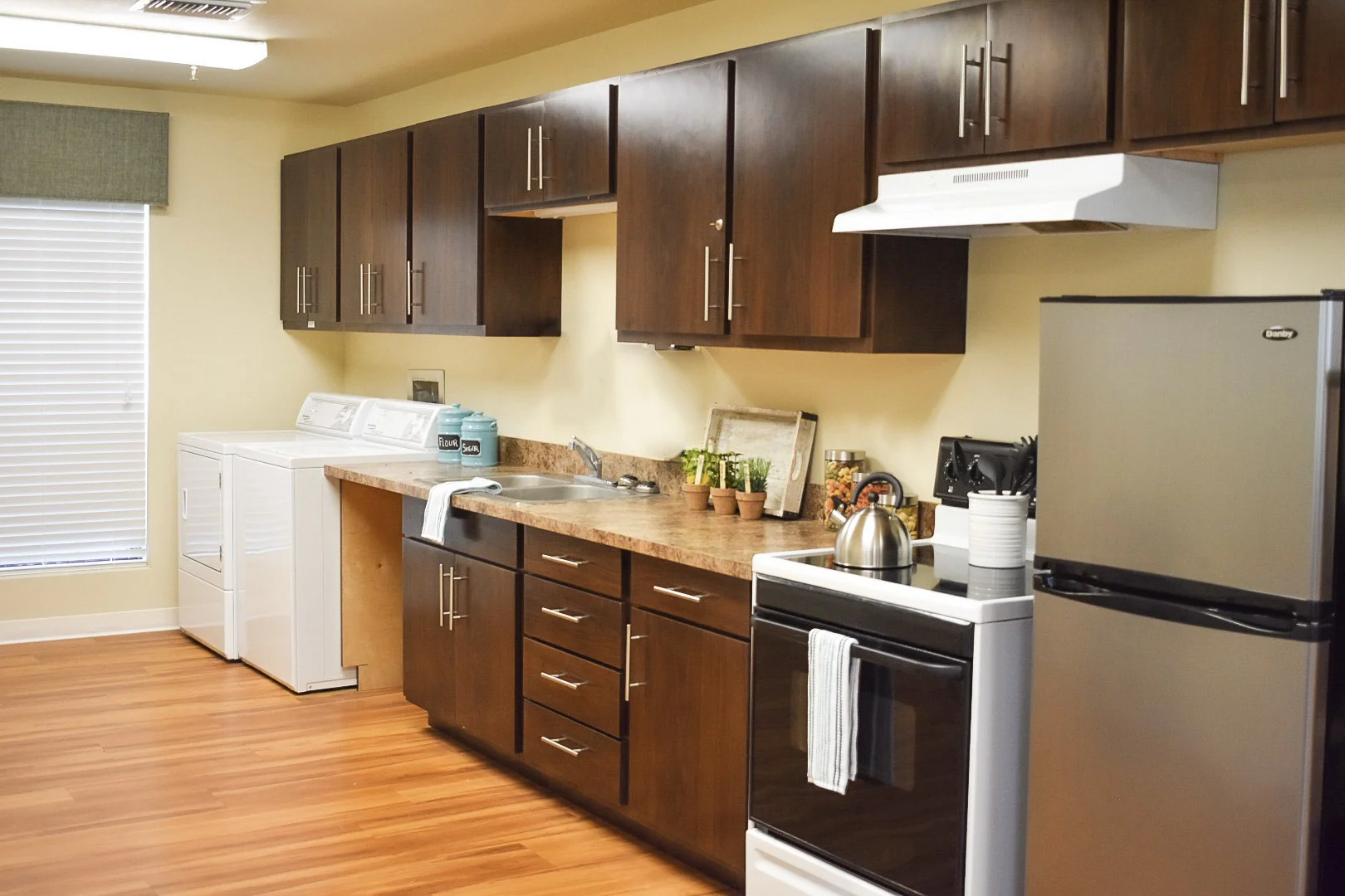 ROCKPORT NURSING AND REHABILITATION CENTER
