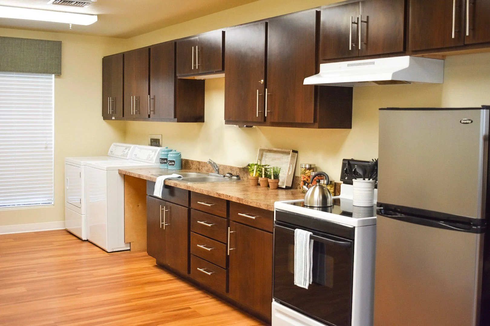ROCKPORT NURSING AND REHABILITATION CENTER