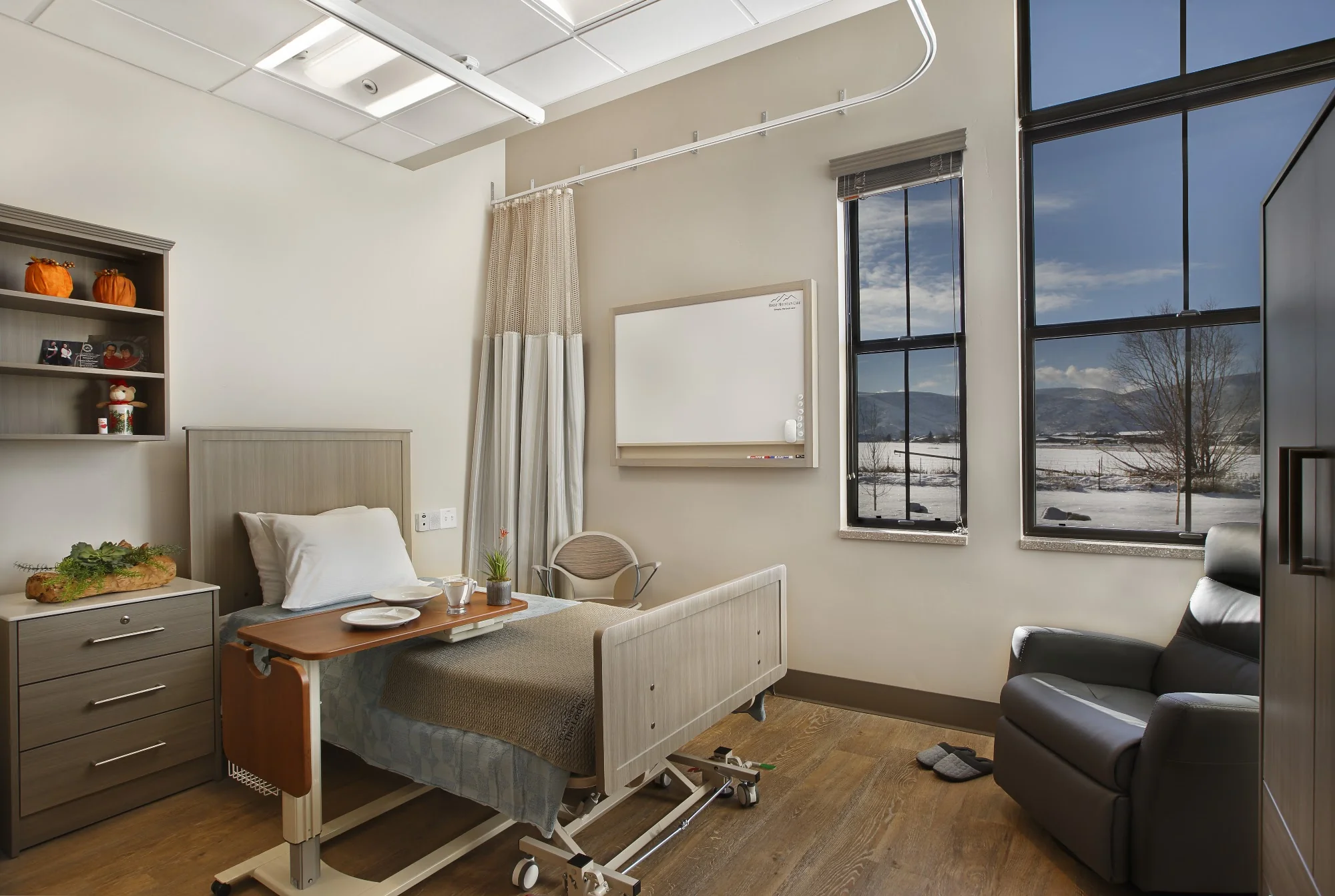 ROCKY MOUNTAIN CARE - THE LODGE