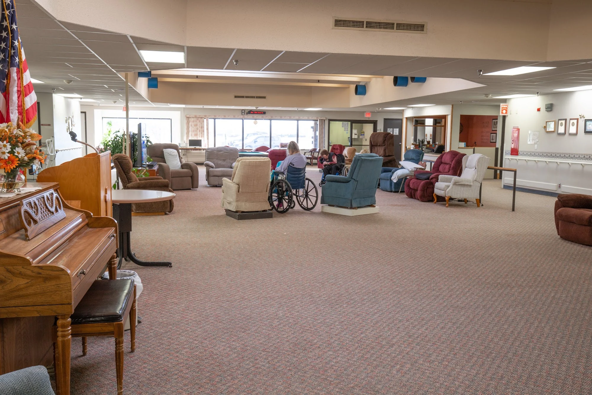 ROLLING HILLS HEALTHCARE