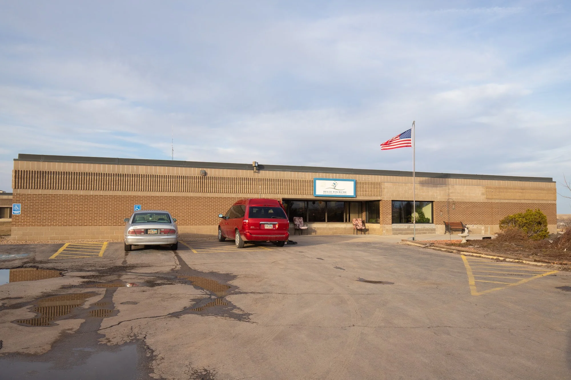 ROLLING HILLS HEALTHCARE