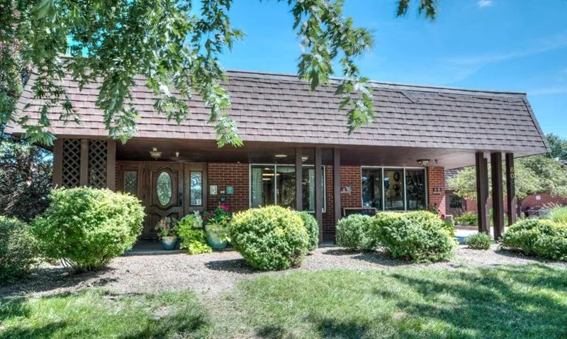 ROSSVILLE HEALTHCARE & REHAB CENTER