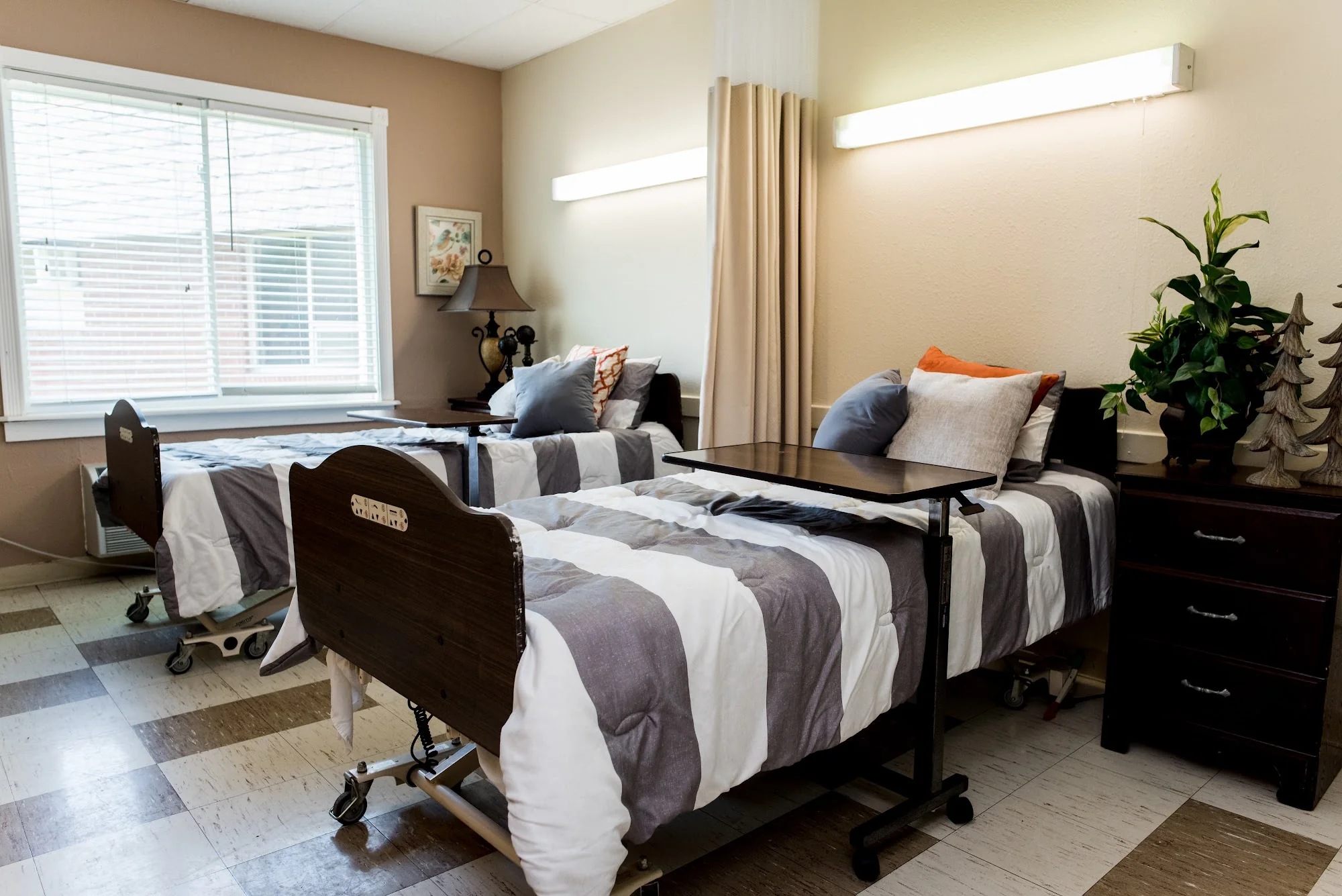 ROSSVILLE HEALTHCARE & REHAB CENTER