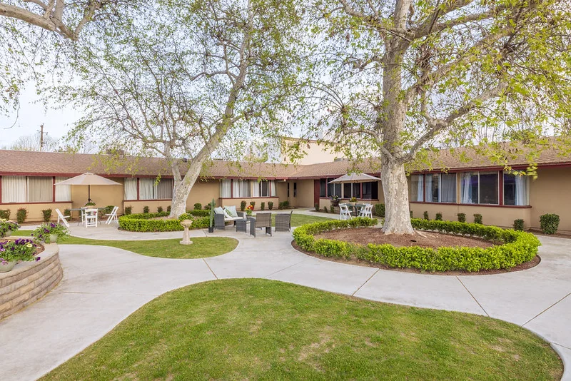 SAN JOAQUIN NURSING CENTER AND REHABILITATION CENT