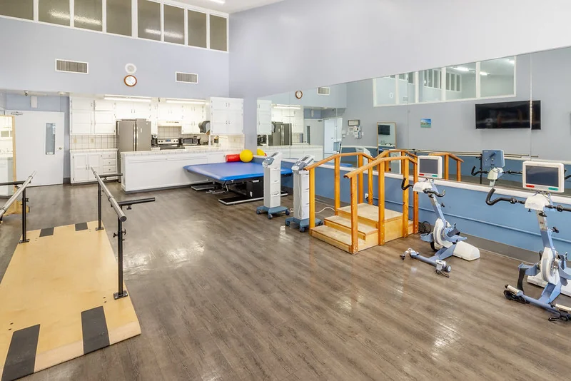 SAN JOAQUIN NURSING CENTER AND REHABILITATION CENT