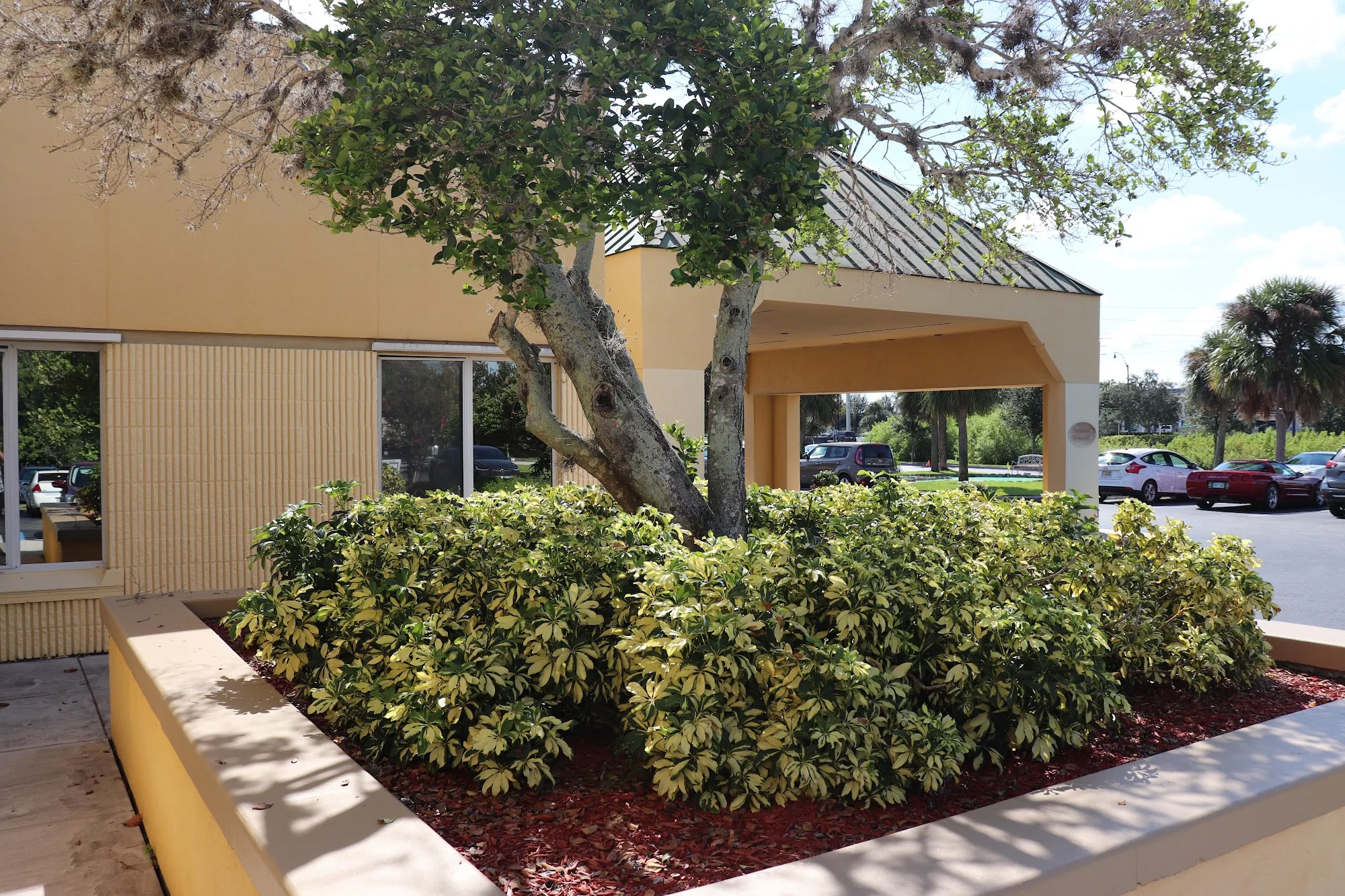 SAVANNAS PARK HEALTH AND REHABILITATION CENTER