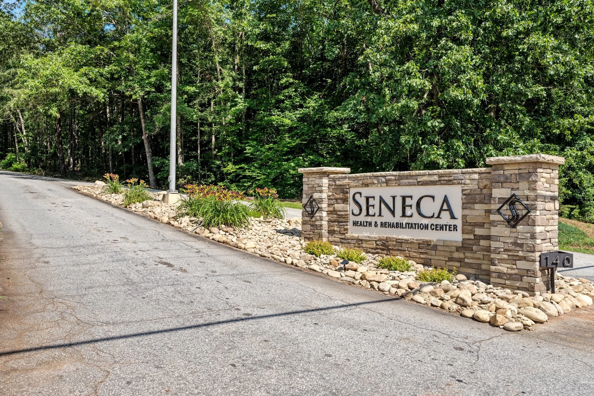 SENECA HEALTH & REHABILITATION CENTER