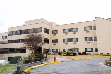 SERENITY REHABILITATION AND HEALTH CENTER LLC