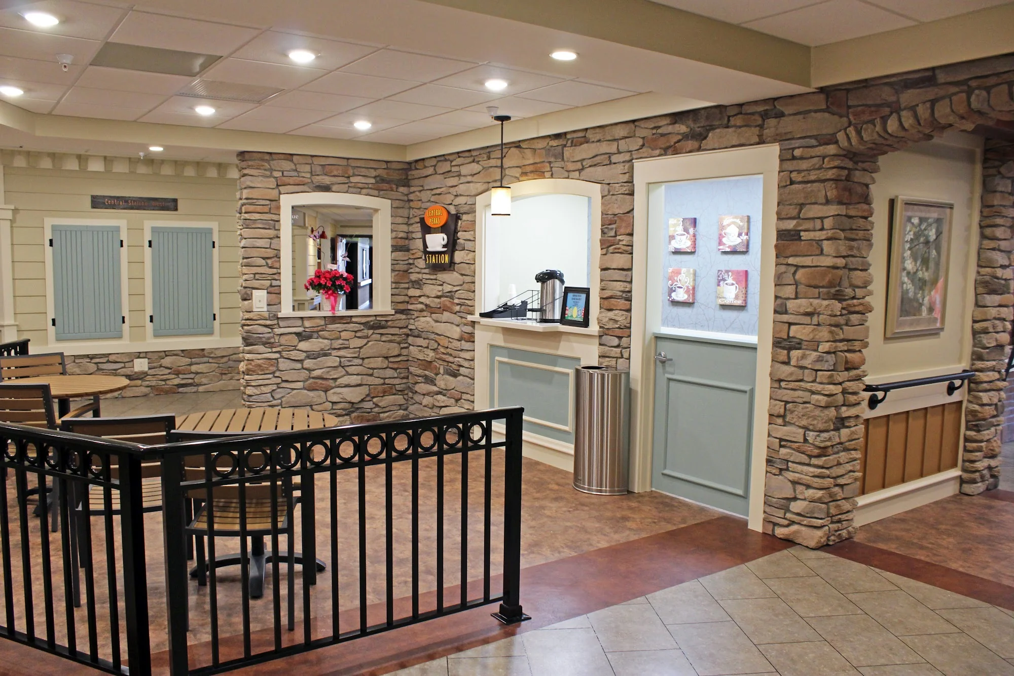 SHAWNEE MANOR