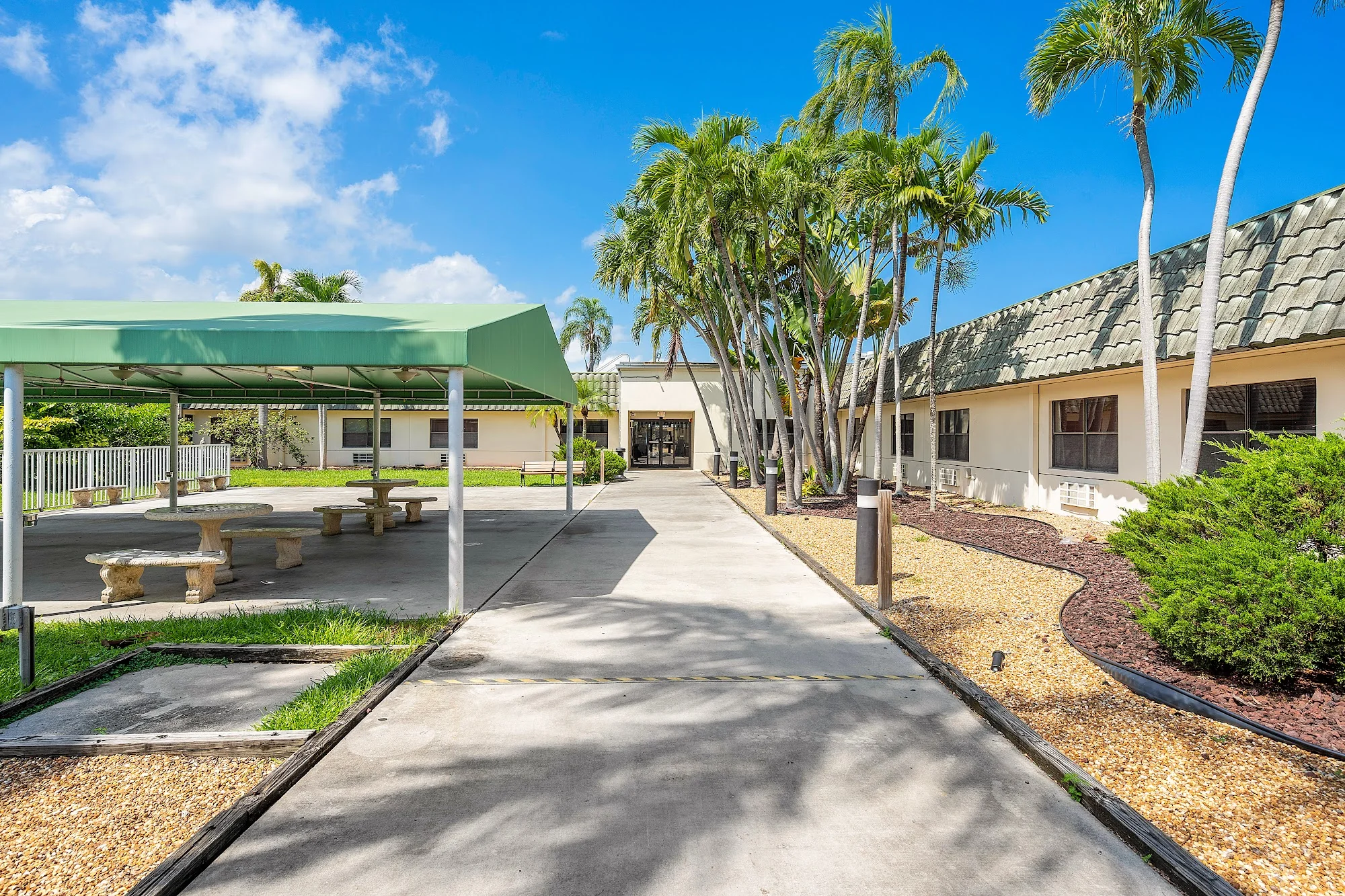 SHORESIDE HEALTH AND REHABILITATION CENTER