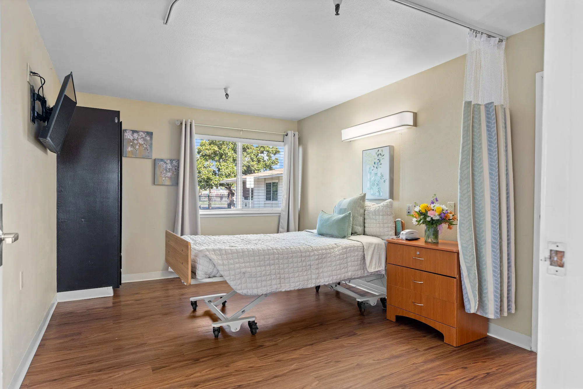 SIERRA VISTA HEALTHCARE