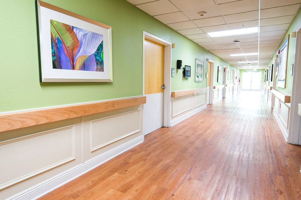 SIGNATURE HEALTHCARE AT HILLCREST
