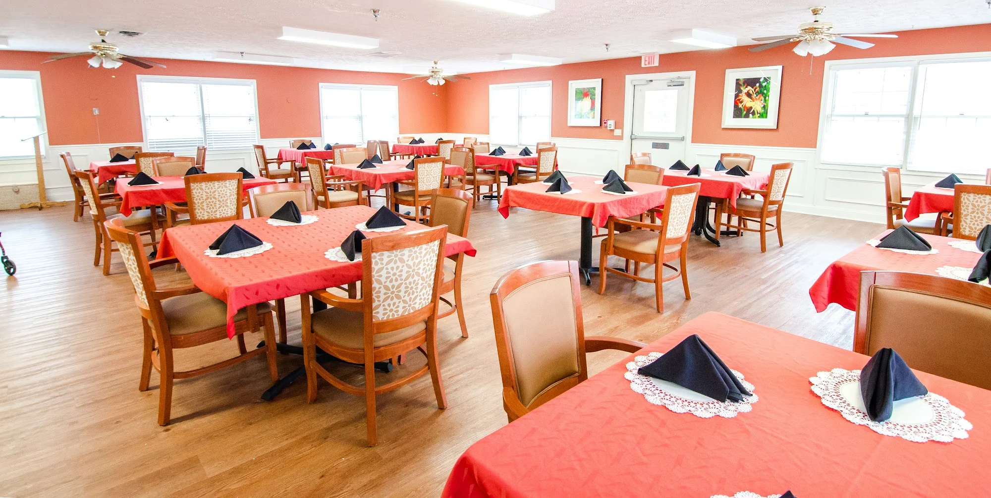 SIGNATURE HEALTHCARE AT PARKWOOD