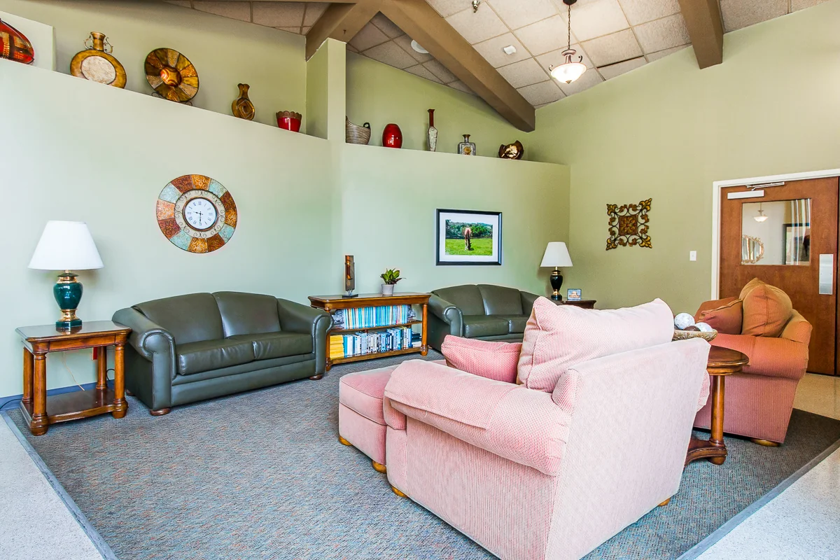 SIGNATURE HEALTHCARE AT SUMMIT MANOR REHAB & WELLNESS CENTER