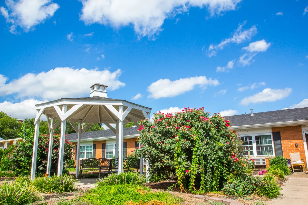 SIGNATURE HEALTHCARE OF BOWLING GREEN