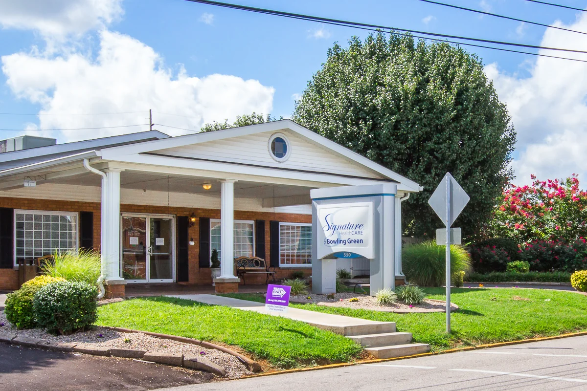 SIGNATURE HEALTHCARE OF BOWLING GREEN