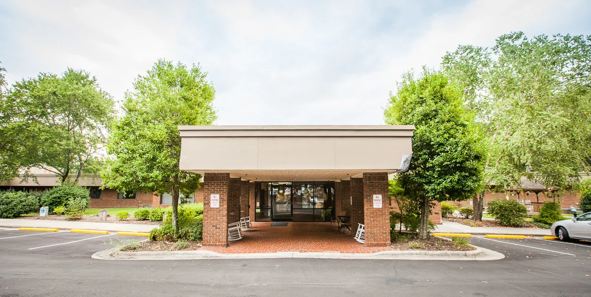 SIGNATURE HEALTHCARE OF CHAPEL HILL