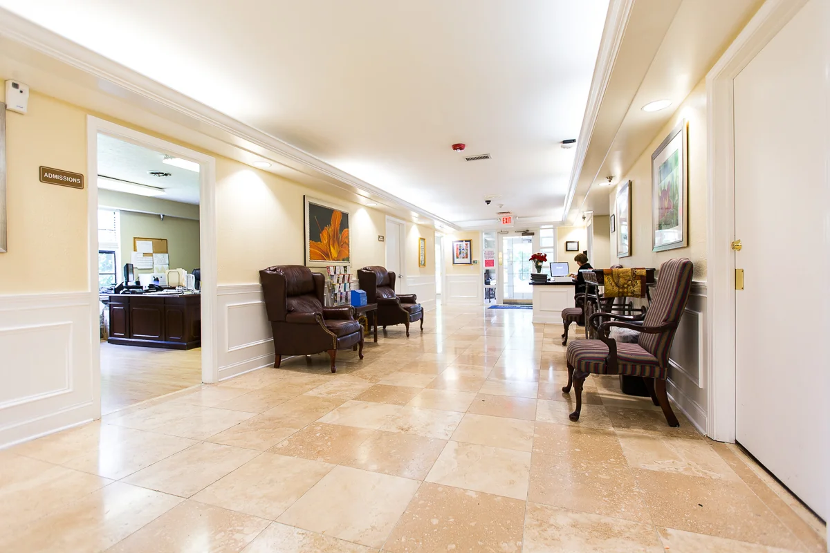 Signature Healthcare of East Louisville - Skilled Nursing photo