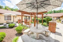 SIGNATURE HEALTHCARE OF ELIZABETHON REHAB & WELLNE