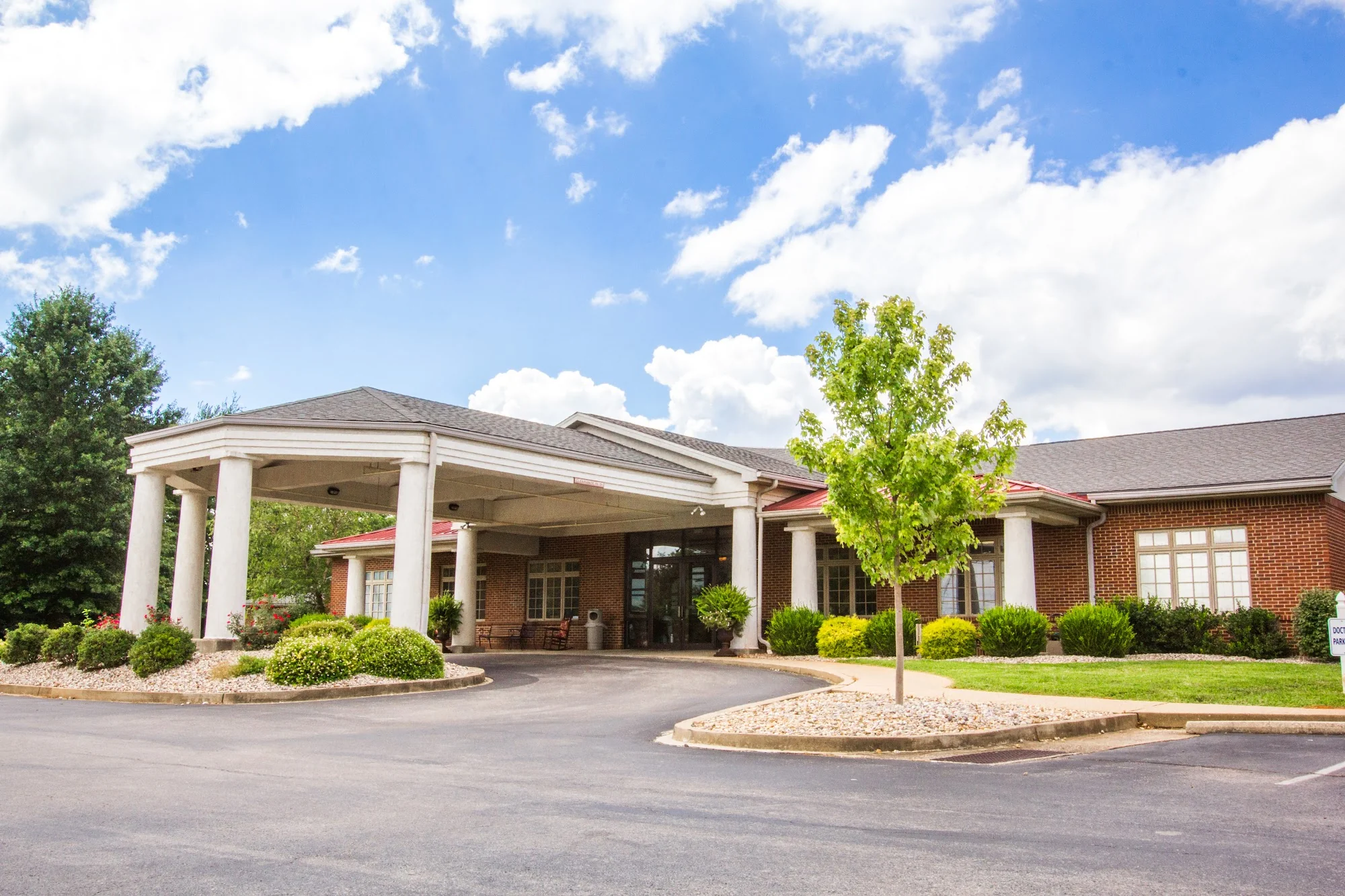SIGNATURE HEALTHCARE OF HART COUNTY REHAB & WELLNESS CENTER